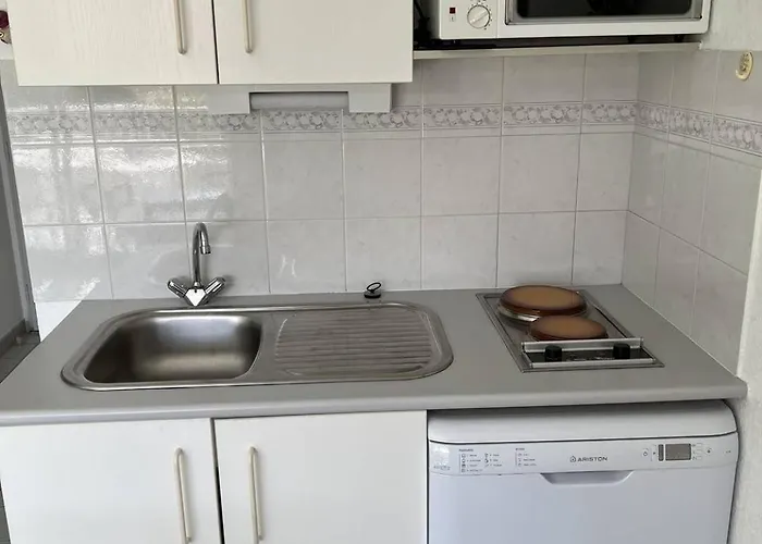 Archipel Iii Joli 2 Pieces Avec Clim Reversible Proche Richelieu Piscine Cap D'agde * Agde